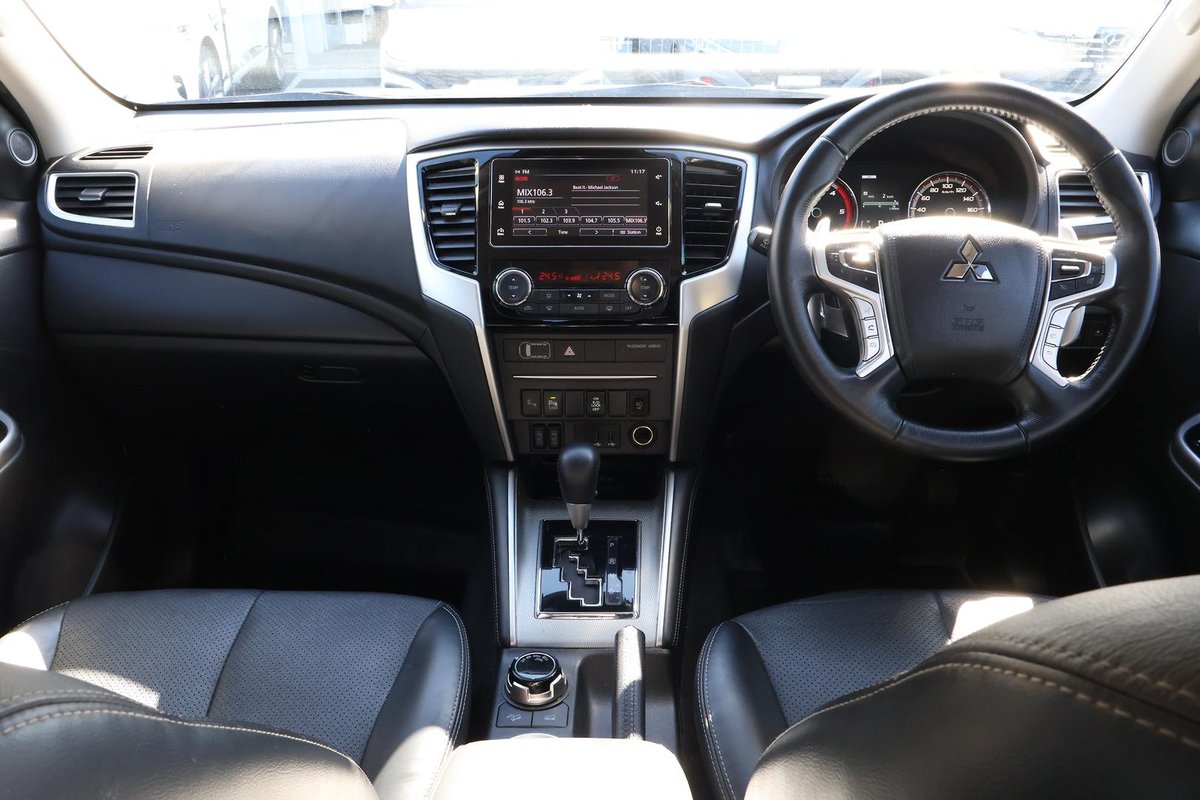 2022 Mitsubishi Triton GSR MR MY22 4X4 Dual Range image 8