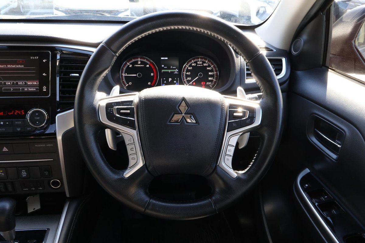 2022 Mitsubishi Triton GSR MR MY22 4X4 Dual Range image 9