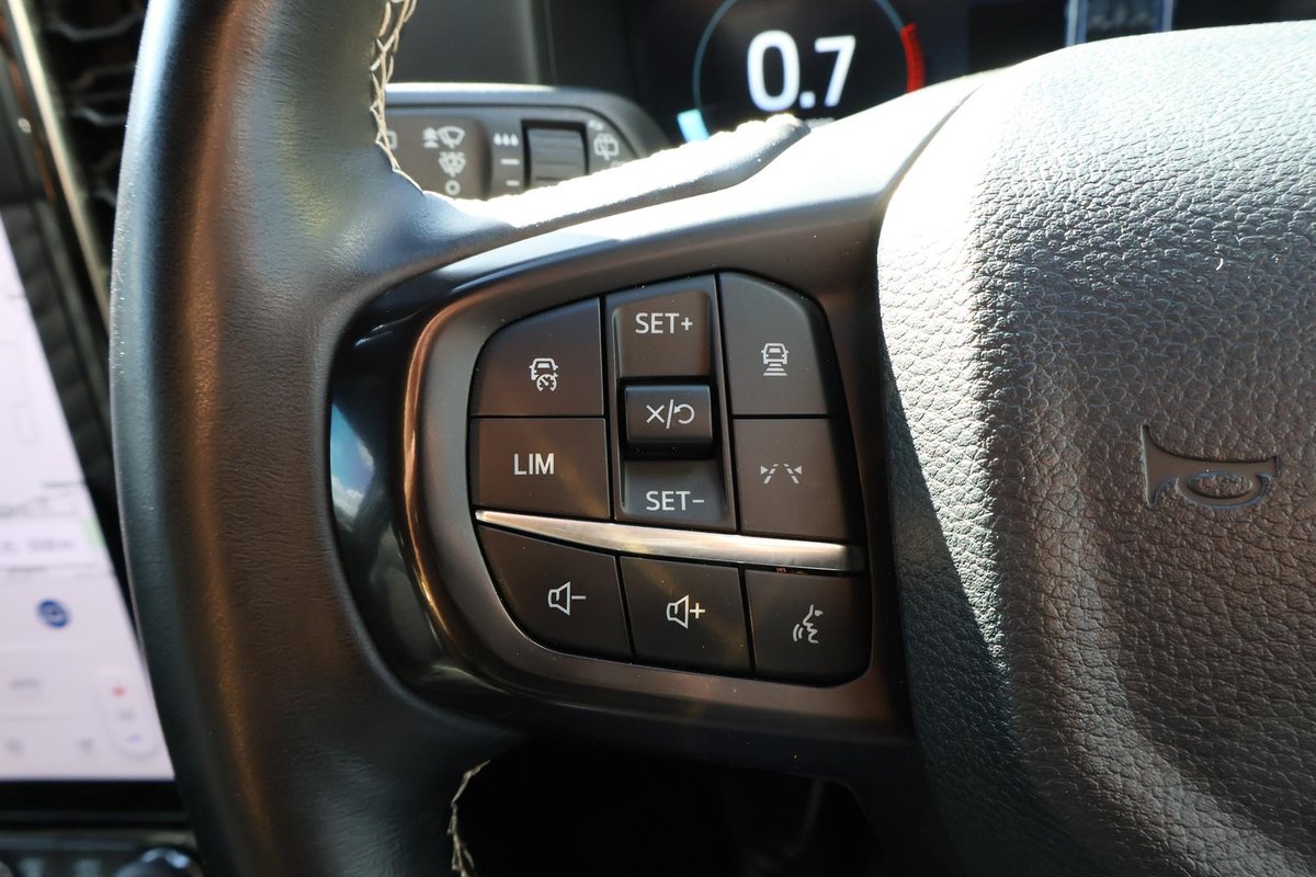 2023 Ford Everest Platinum MY23.5 4X4 Dual Range image 12