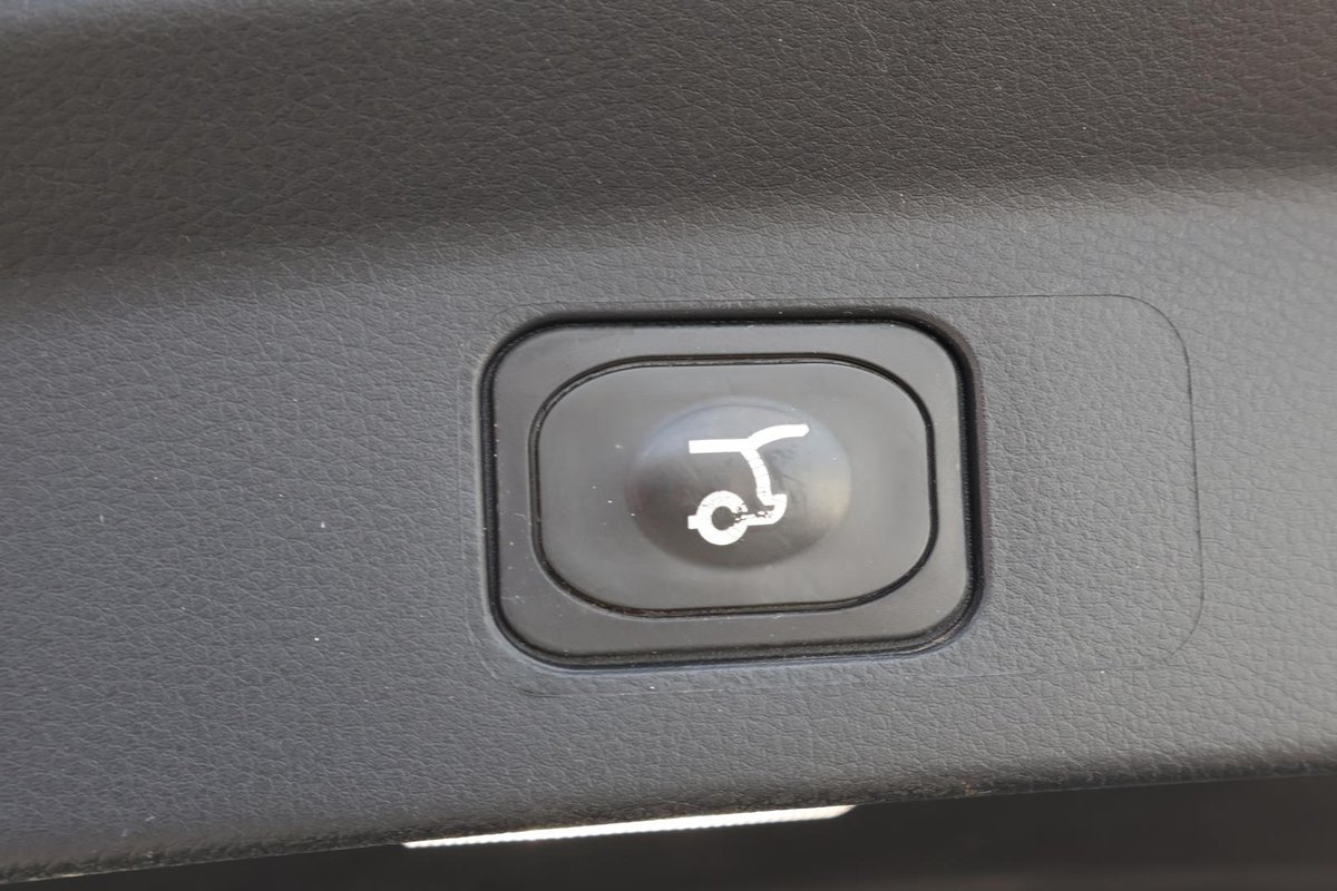 2023 Ford Everest Platinum MY23.5 4X4 Dual Range image 34