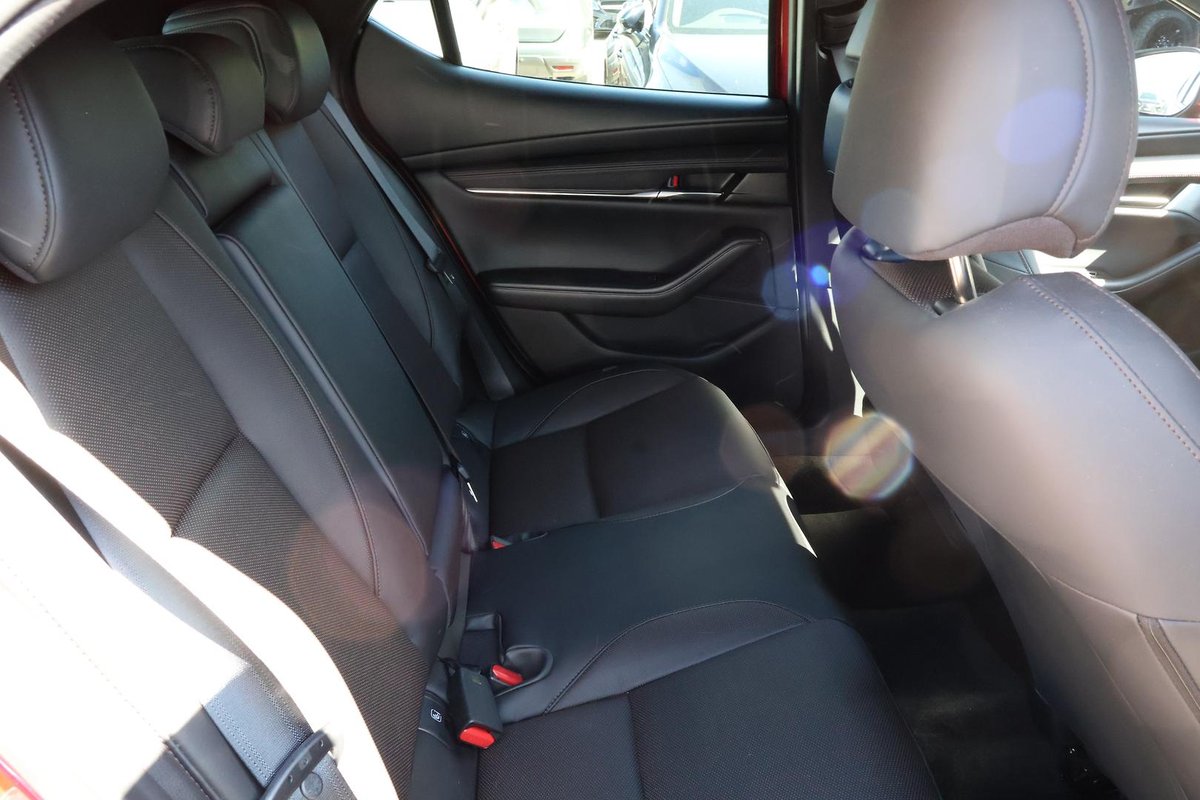 2025 Mazda 3 G25 Astina BP Series image 26