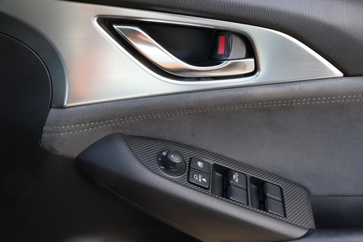 2020 Mazda CX-3 Akari DK image 22