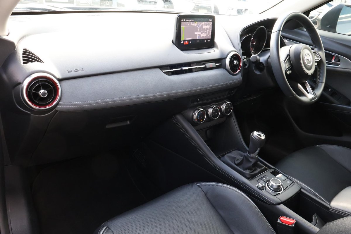2020 Mazda CX-3 Akari DK image 26