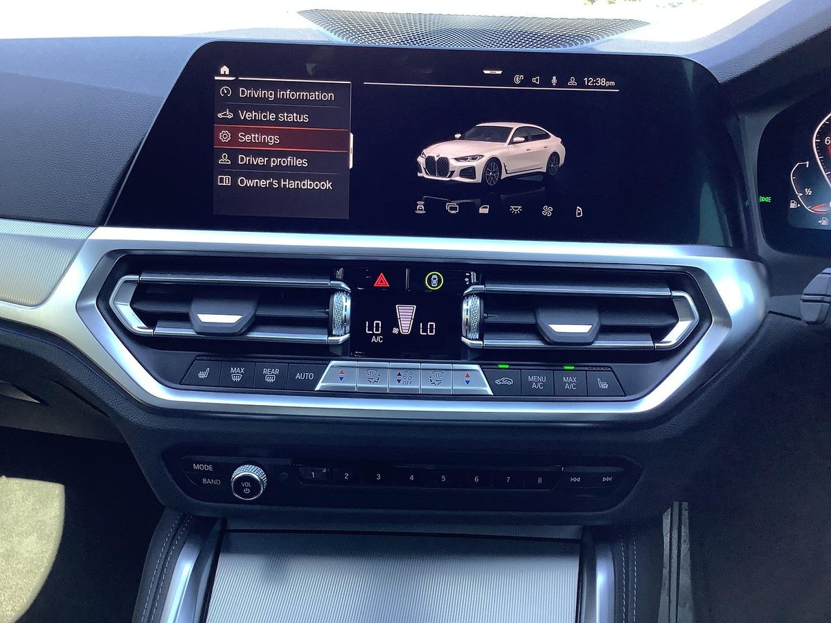 2022 BMW 4 Series 420i M Sport G26 image 42