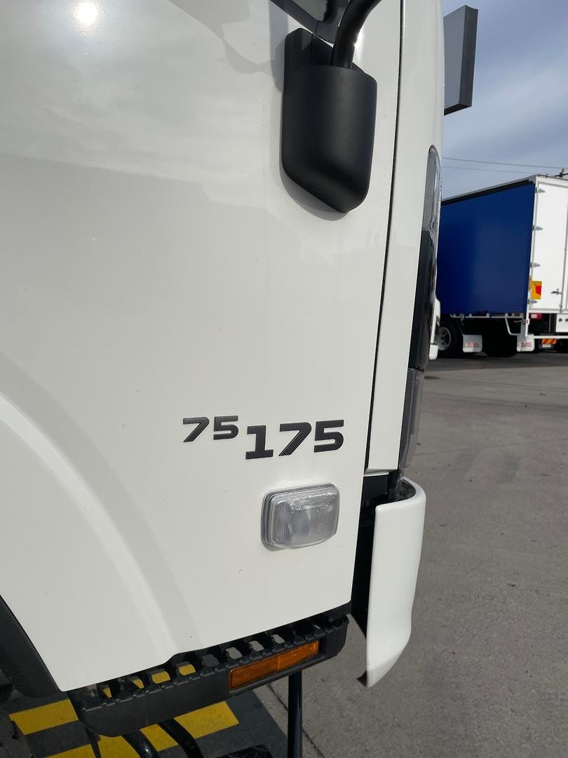 2026 Isuzu N Series image 11