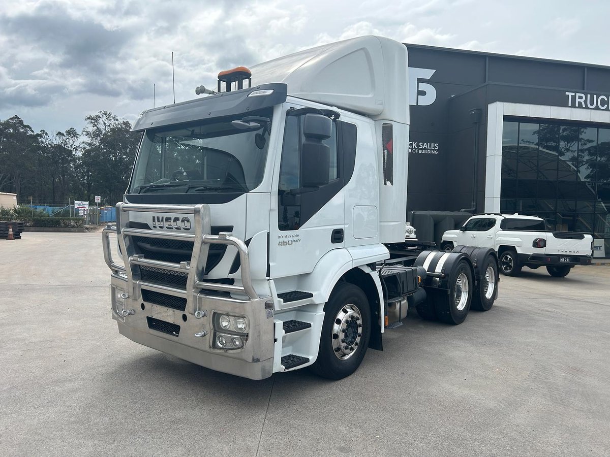 2013 Iveco Stralis AT450 image 3