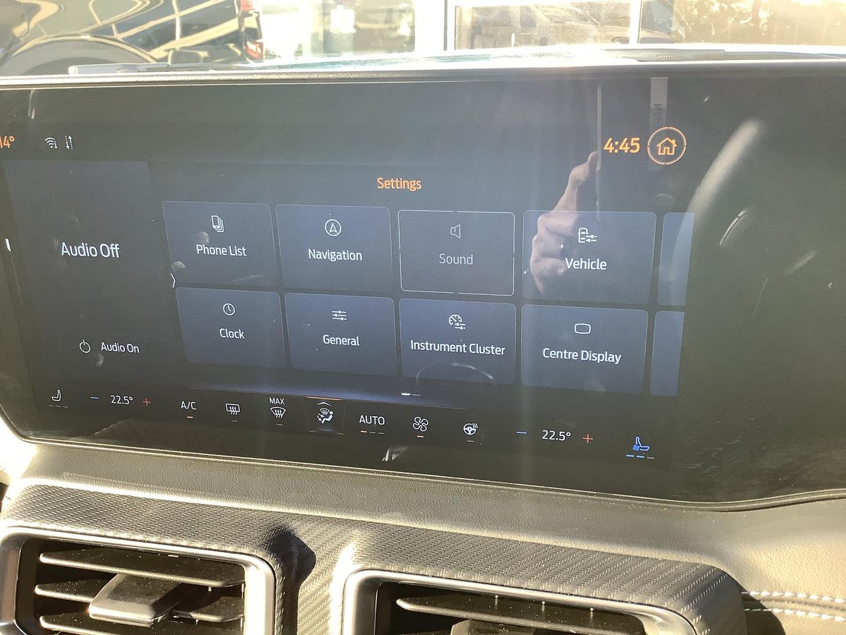 2025 Ford Mustang image 34