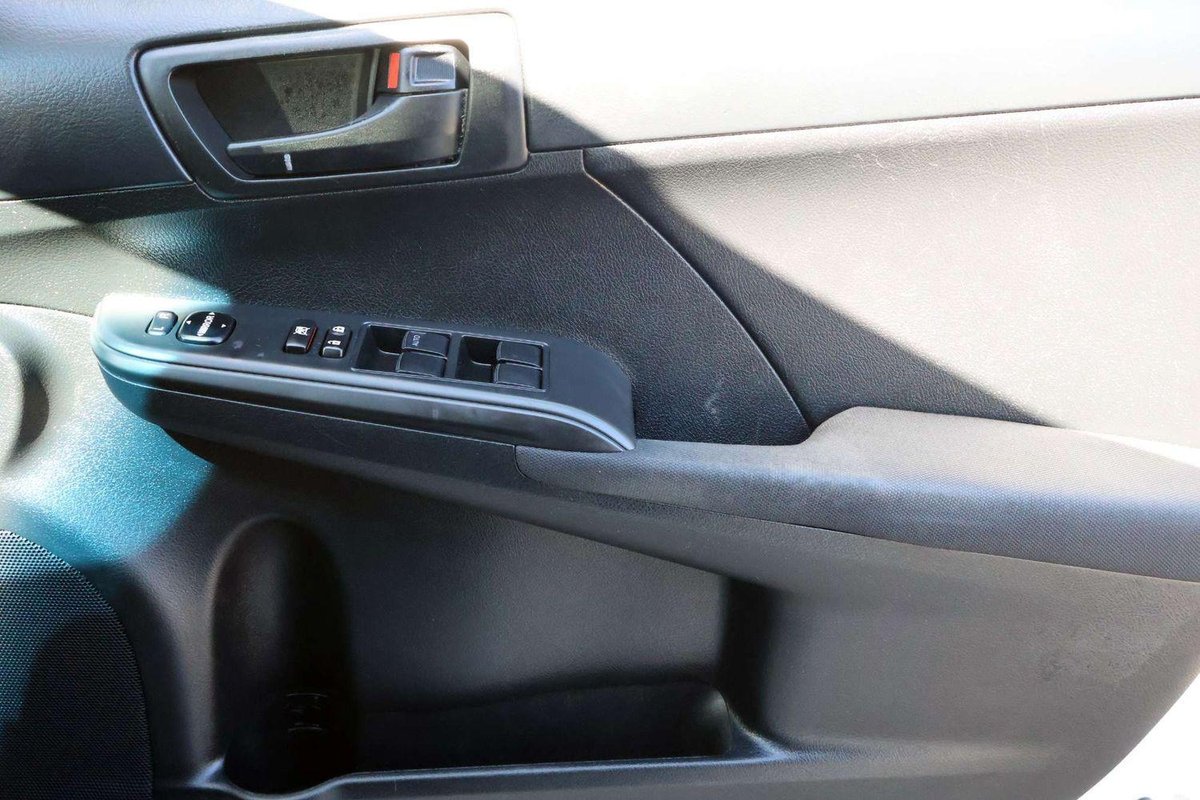 2013 Toyota Camry Altise ASV50R image 19
