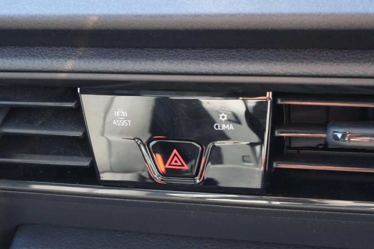 2023 Volkswagen Caddy TSI220 5 MY24 image 16