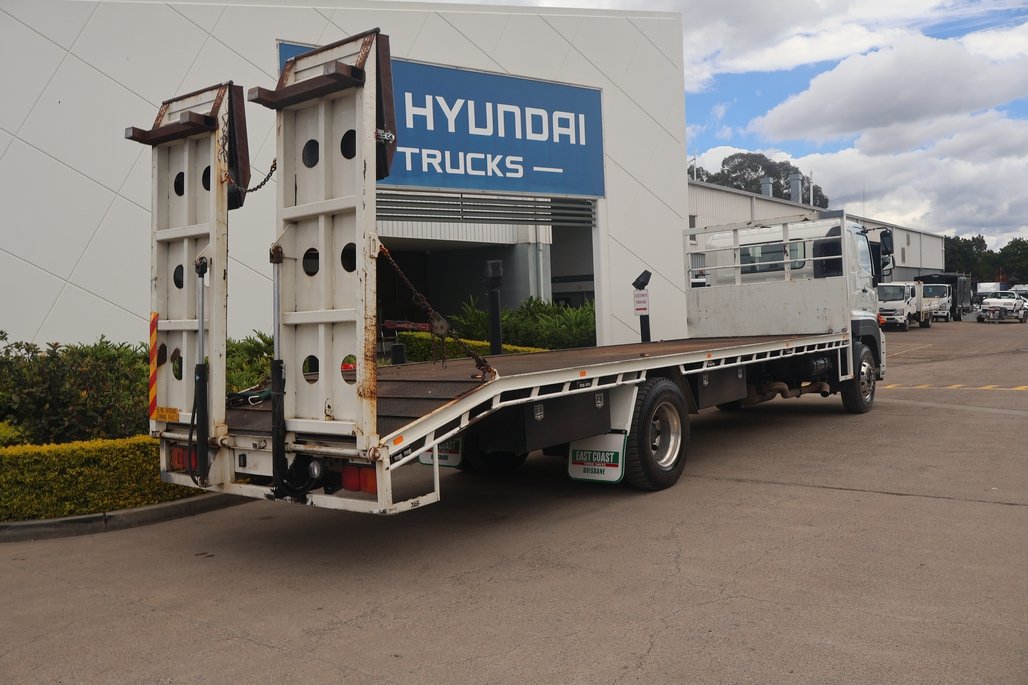 2022 HINO GH 500 image 20