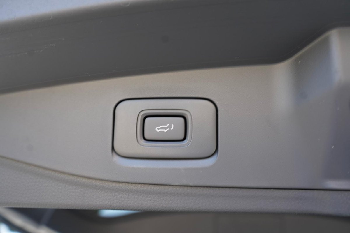 2025 Isuzu MU-X LS-U MY25.5 4X4 Dual Range image 24