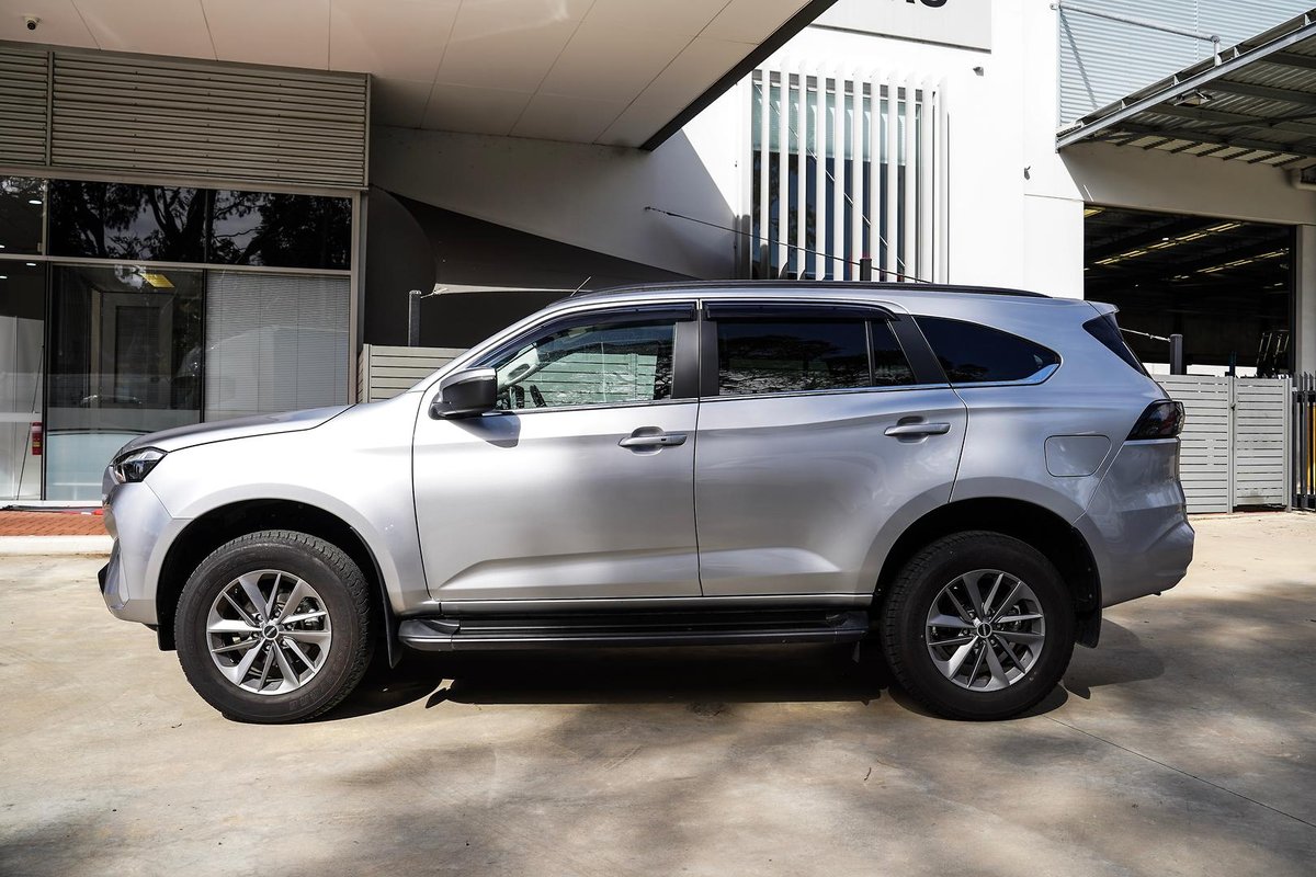 2025 Isuzu MU-X LS-U MY25.5 4X4 Dual Range image 6