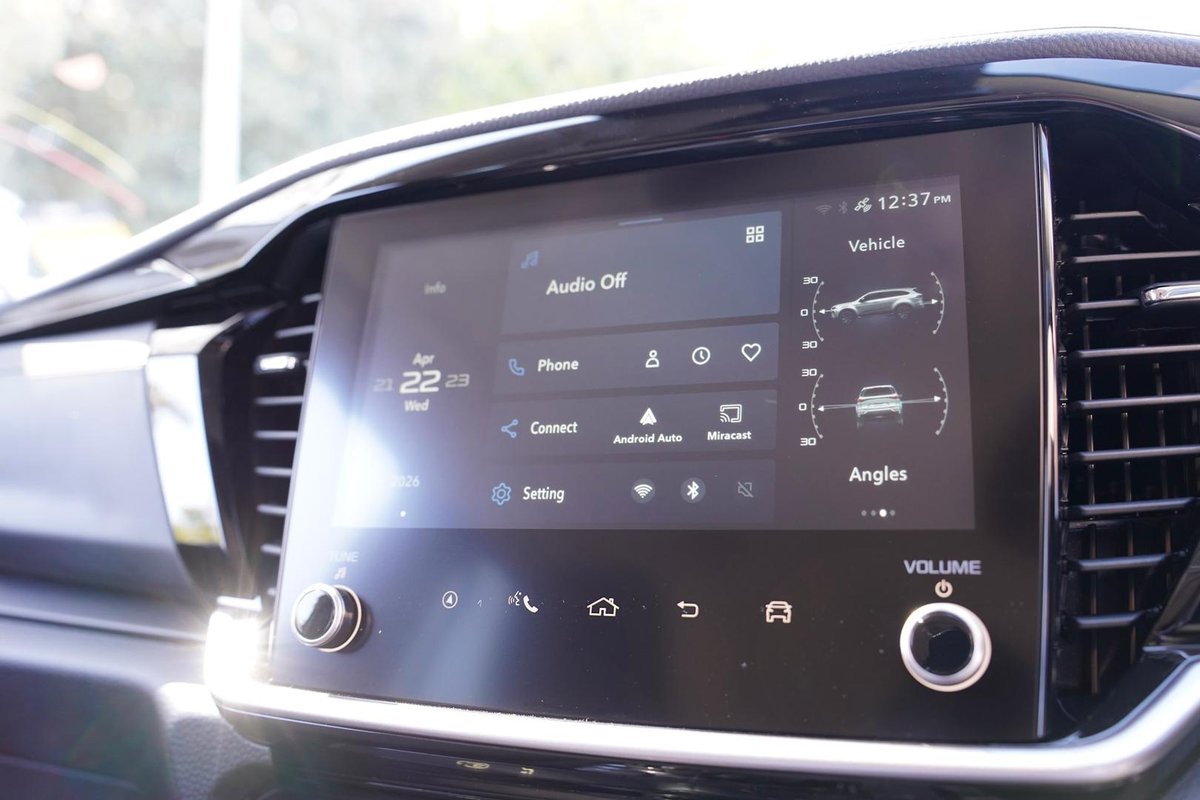 2025 Isuzu MU-X LS-U MY25.5 4X4 Dual Range image 13
