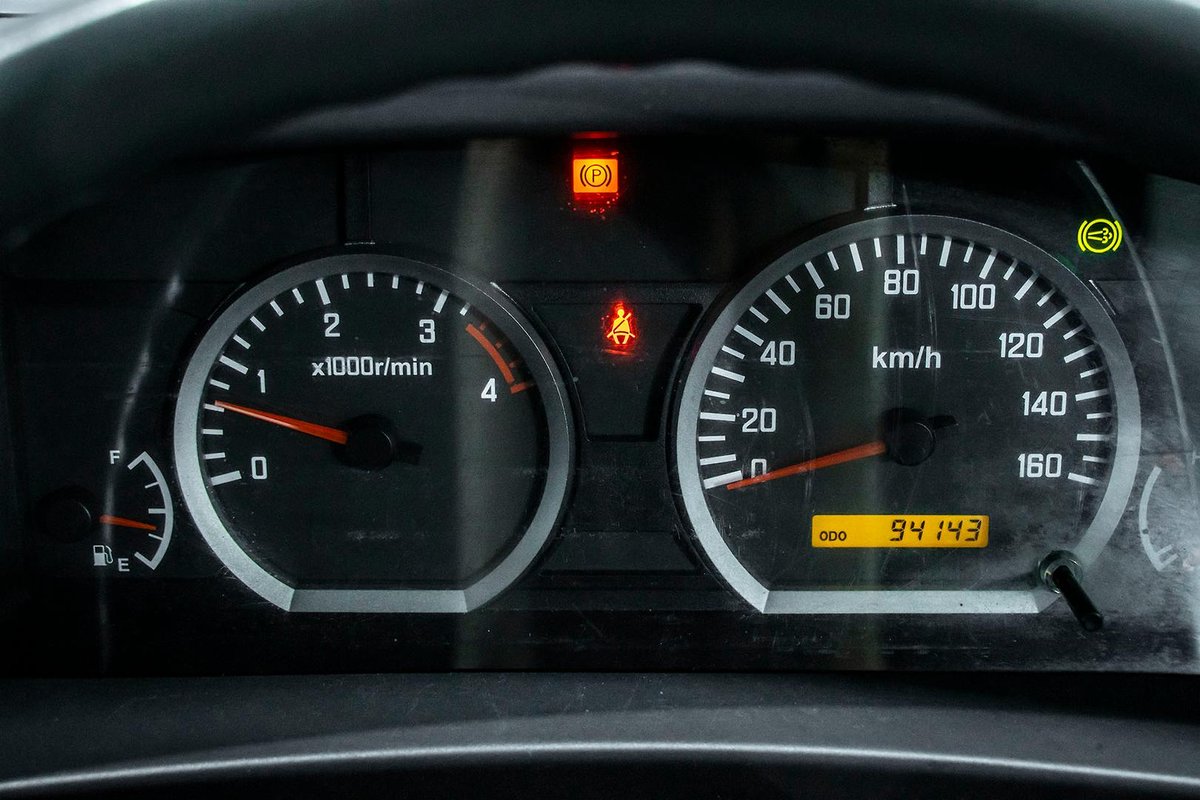 2013 Isuzu N Series NNR 200 image 8