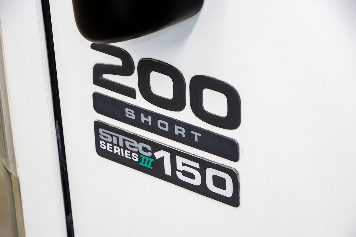2013 Isuzu N Series NNR 200 image 15