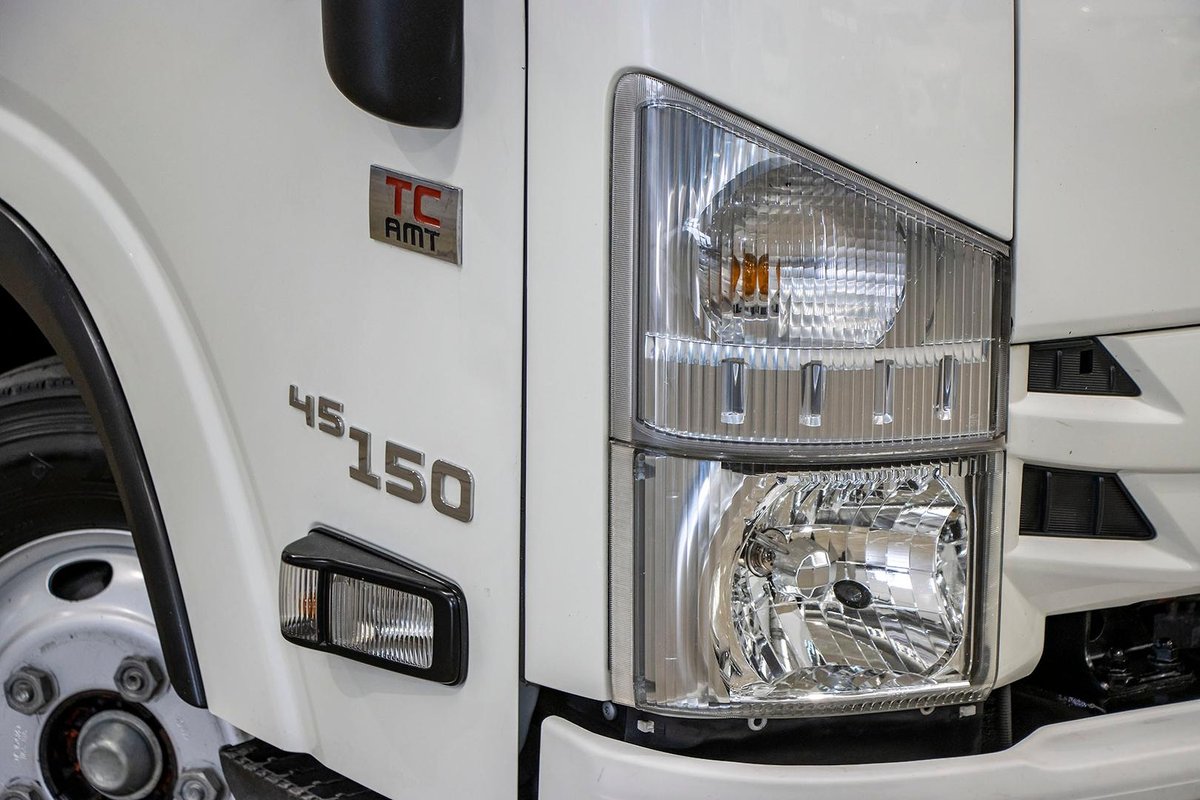 2021 Isuzu N Series NNR 45-150 image 21