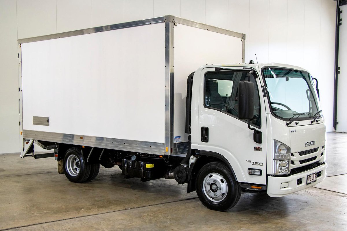2021 Isuzu N Series NNR 45-150 image 4