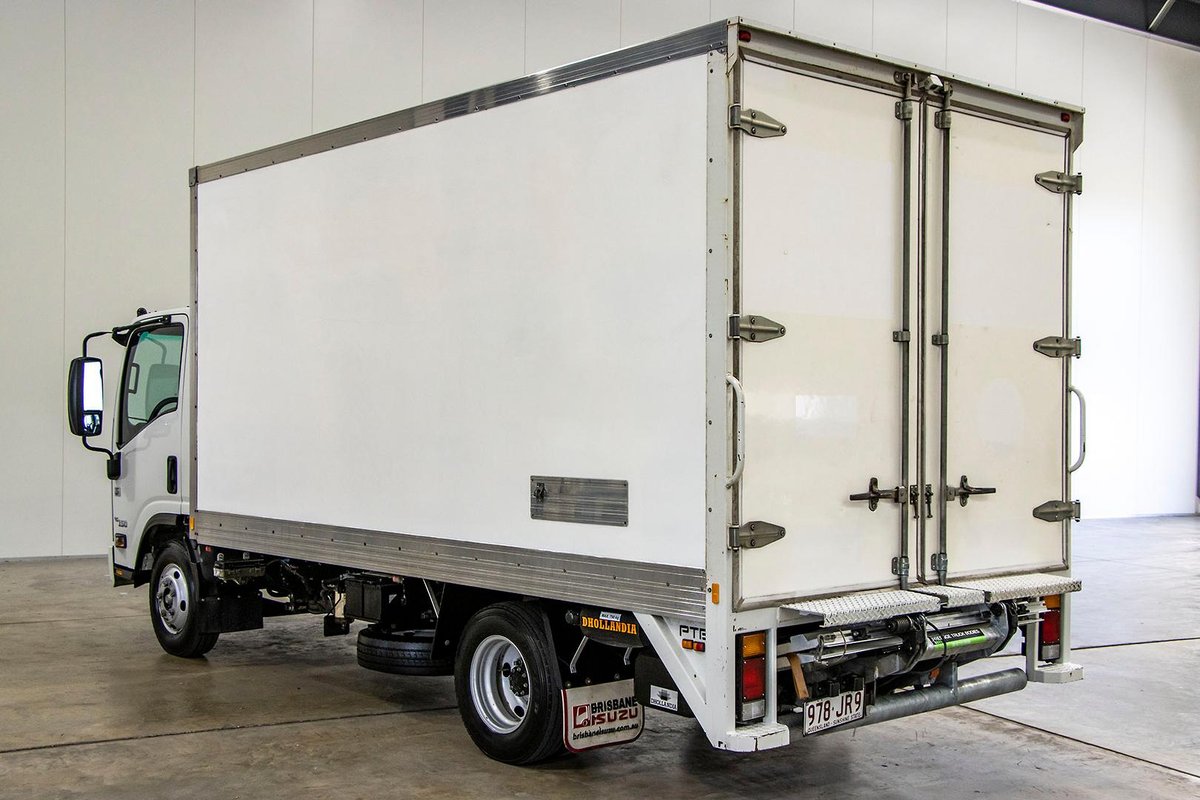 2021 Isuzu N Series NNR 45-150 image 3