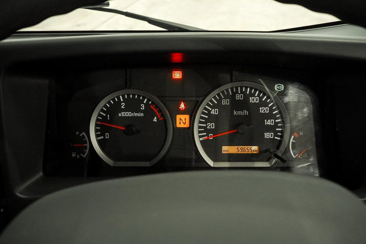 2017 Isuzu N Series NQR 87/80-190 image 10