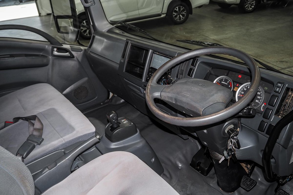 2017 Isuzu N Series NQR 87/80-190 image 7