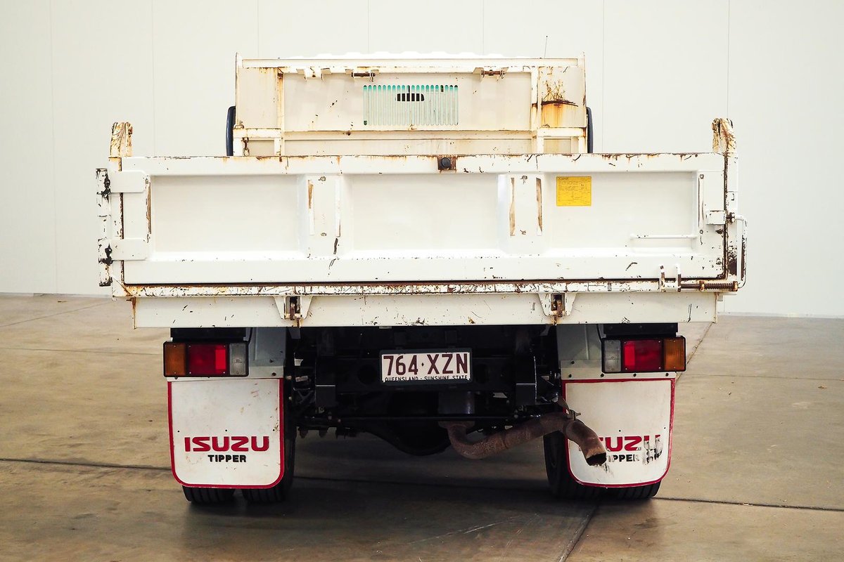 2017 Isuzu N Series NQR 87/80-190 image 6