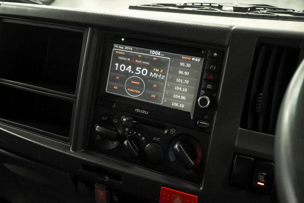 2017 Isuzu N Series NQR 87/80-190 image 8