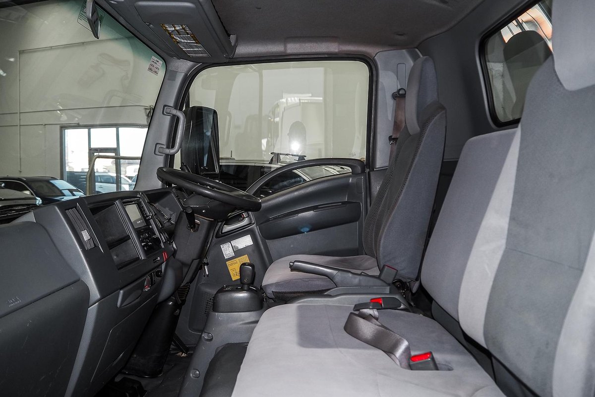 2017 Isuzu N Series NQR 87/80-190 image 13