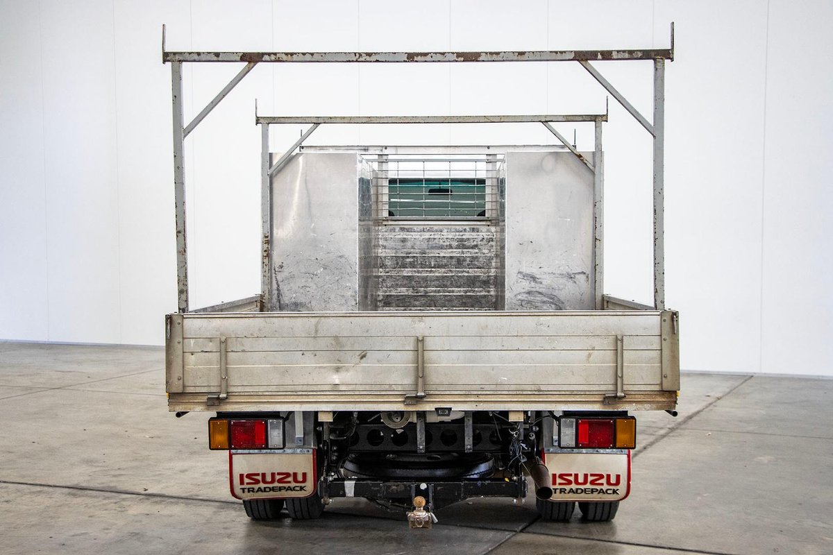 2008 Isuzu N Series NPR 200/275 image 5