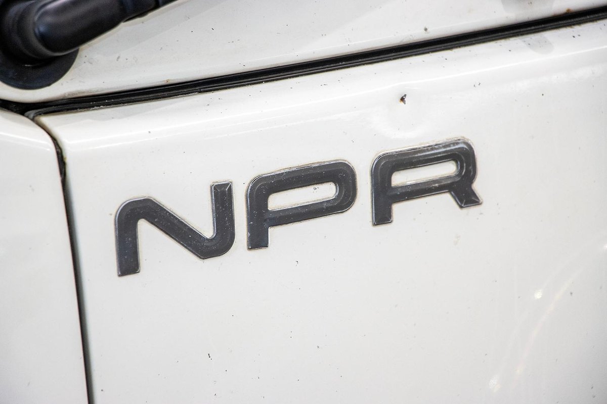 2008 Isuzu N Series NPR 200/275 image 14