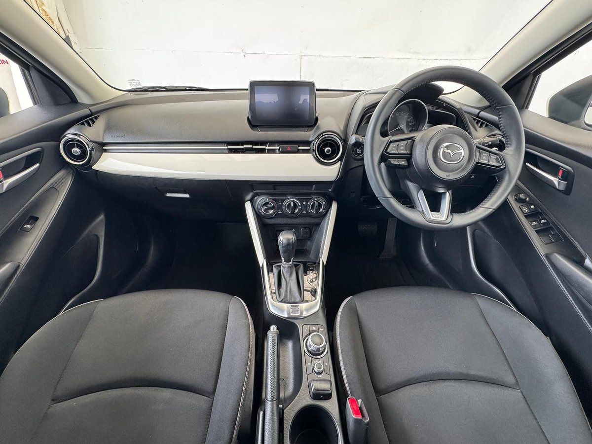 2023 Mazda 2 G15 Pure DJ Series image 7