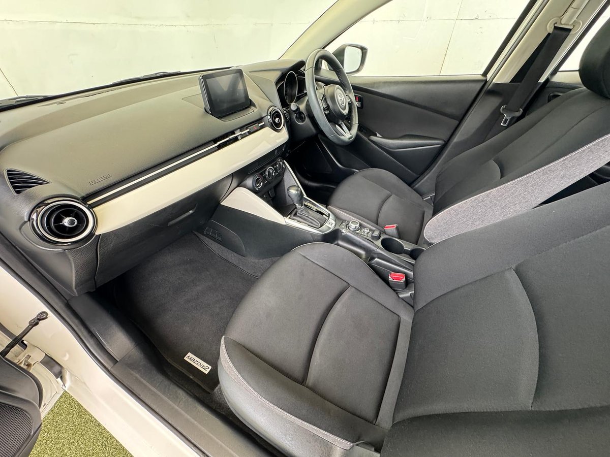 2023 Mazda 2 G15 Pure DJ Series image 16