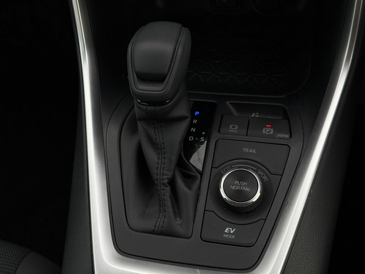 2021 Toyota RAV4 GX AXAH54R 4X4 On Demand image 13