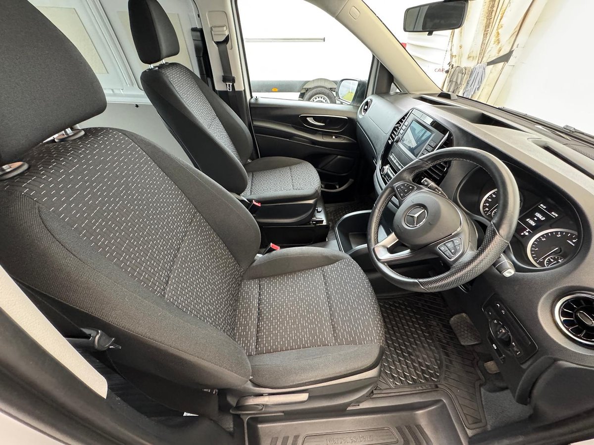 2021 Mercedes-Benz Vito 116CDI 447 image 9
