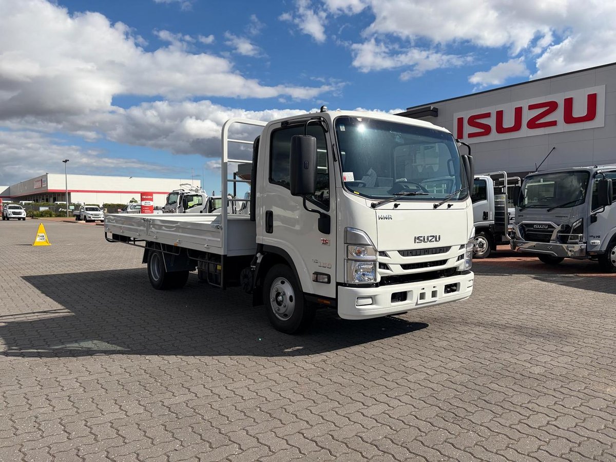 2025 Isuzu Nnr 45 150 Amt Mwb 4.5M Dropside Tray