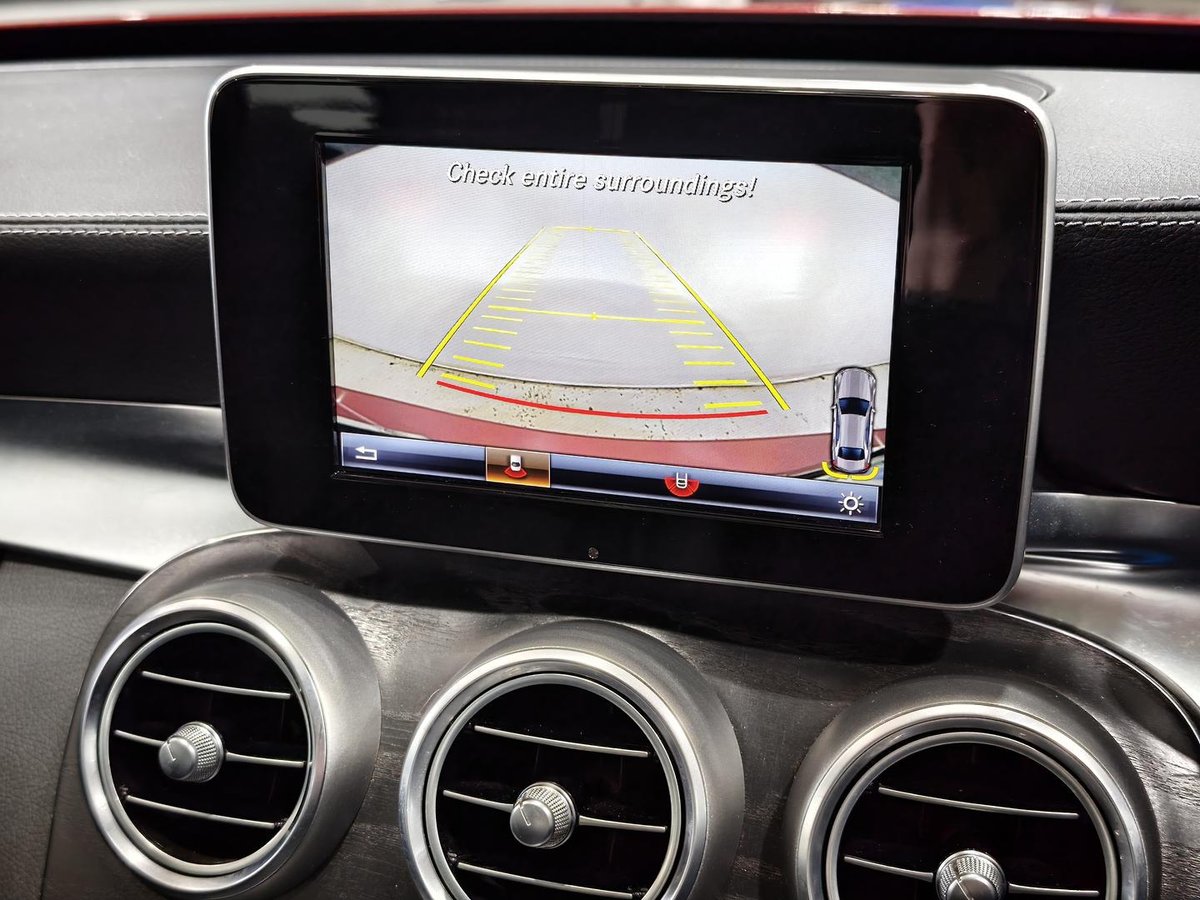 2018 Toyota Camry image 19