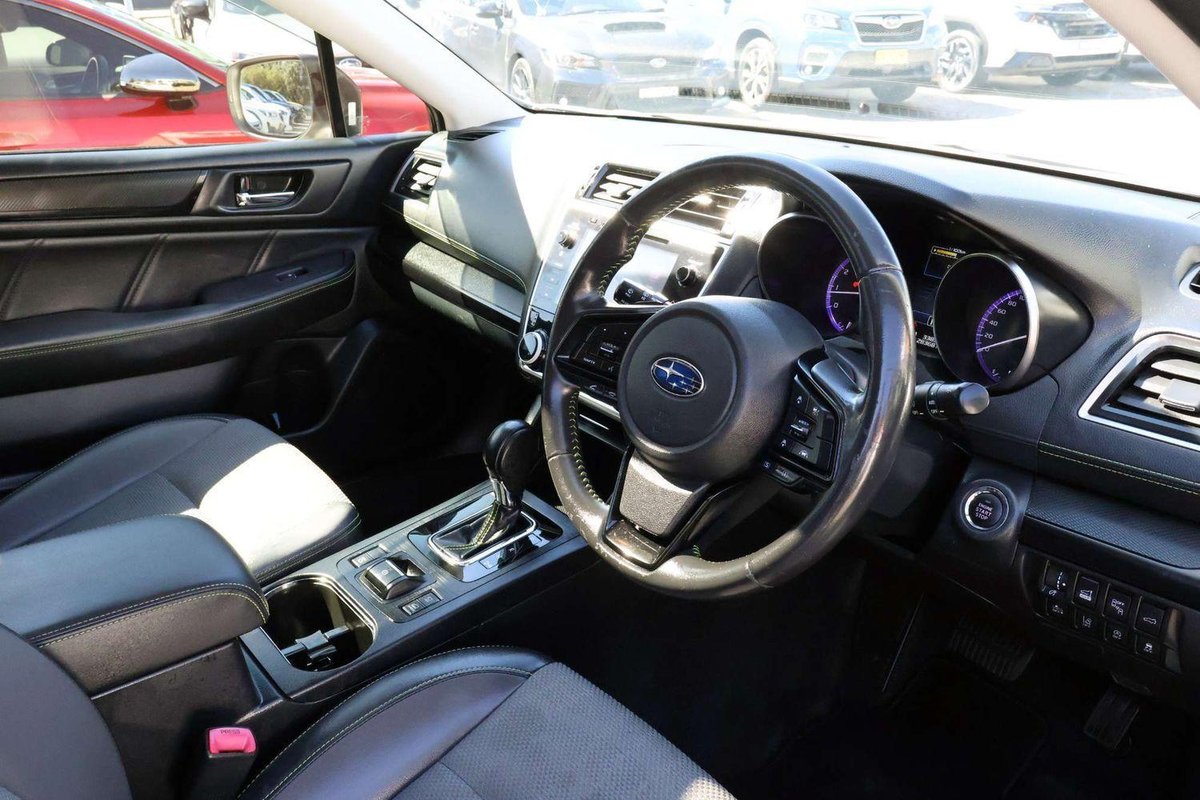 2022 Hyundai Santa Fe image 11