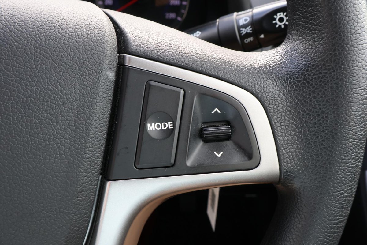 2016 Hyundai Accent Active RB4 MY17 image 11