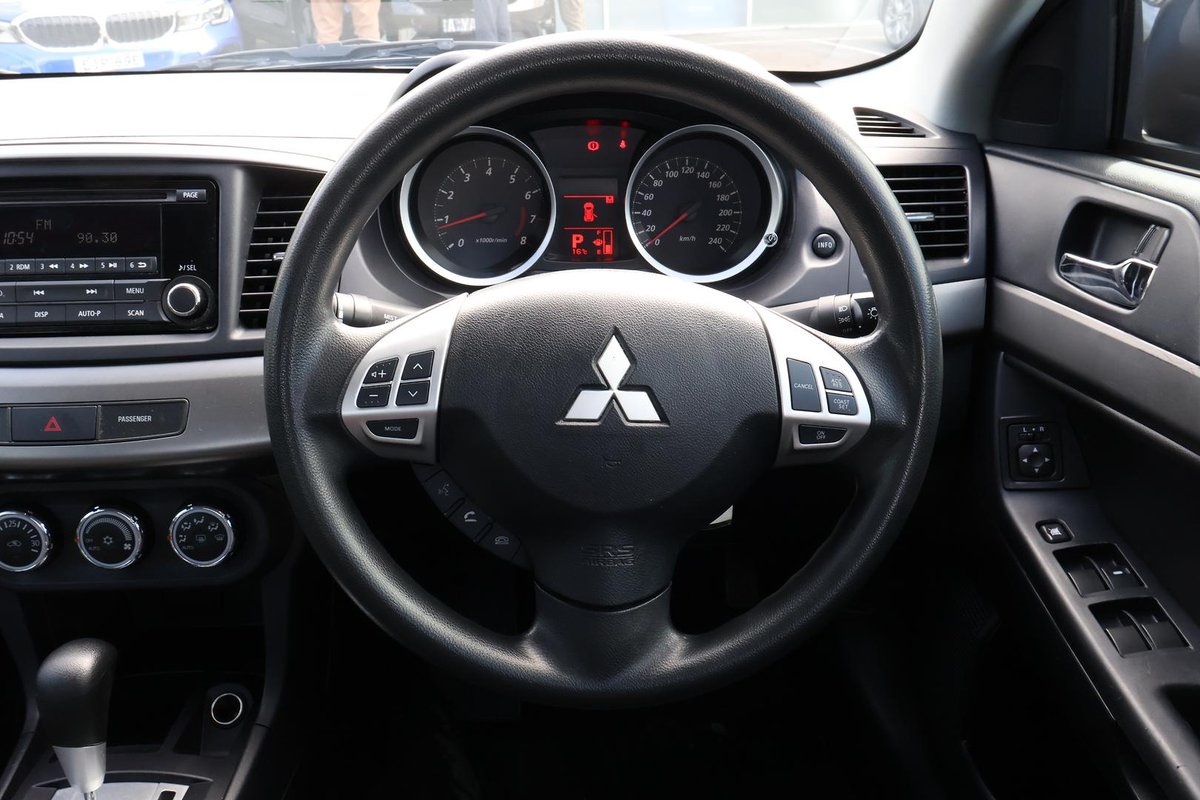 2015 Mitsubishi Lancer ES Sport CJ MY15 image 9