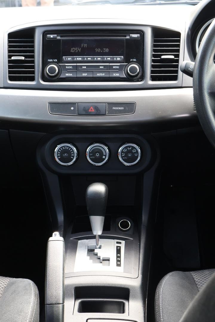 2015 Mitsubishi Lancer ES Sport CJ MY15 image 16