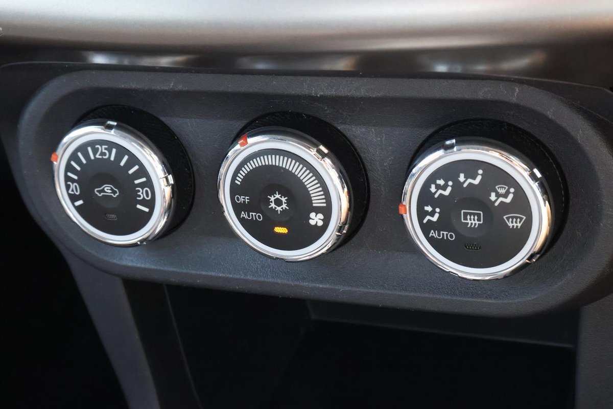 2015 Mitsubishi Lancer ES Sport CJ MY15 image 17