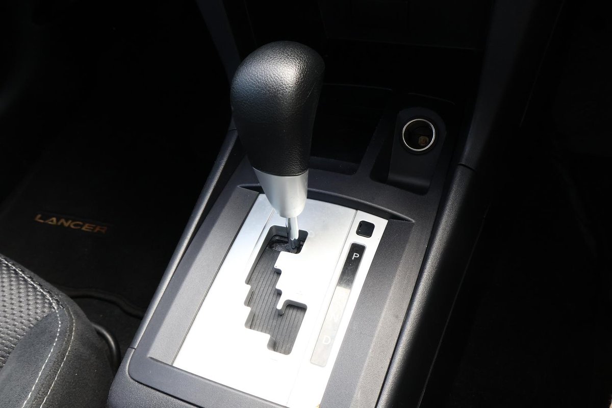 2015 Mitsubishi Lancer ES Sport CJ MY15 image 18