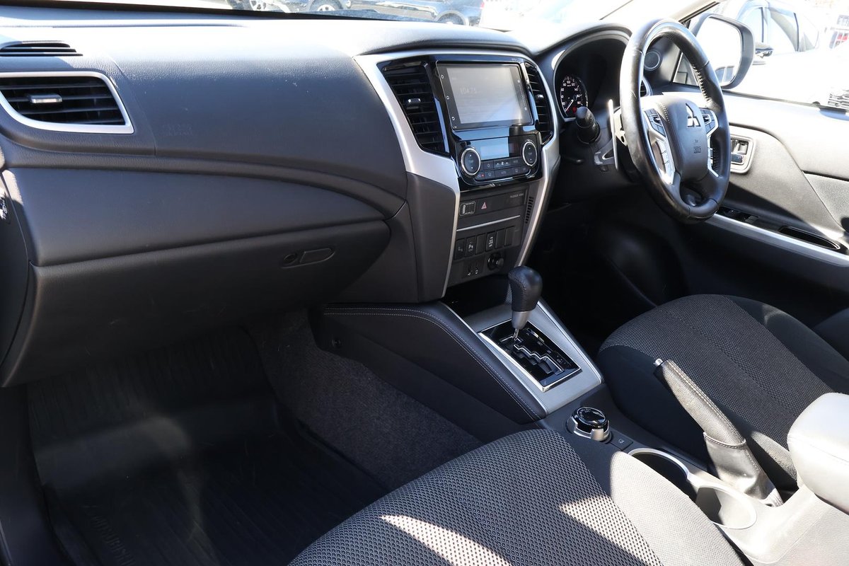2022 Mitsubishi Triton GLS MR MY22 4X4 Dual Range image 26