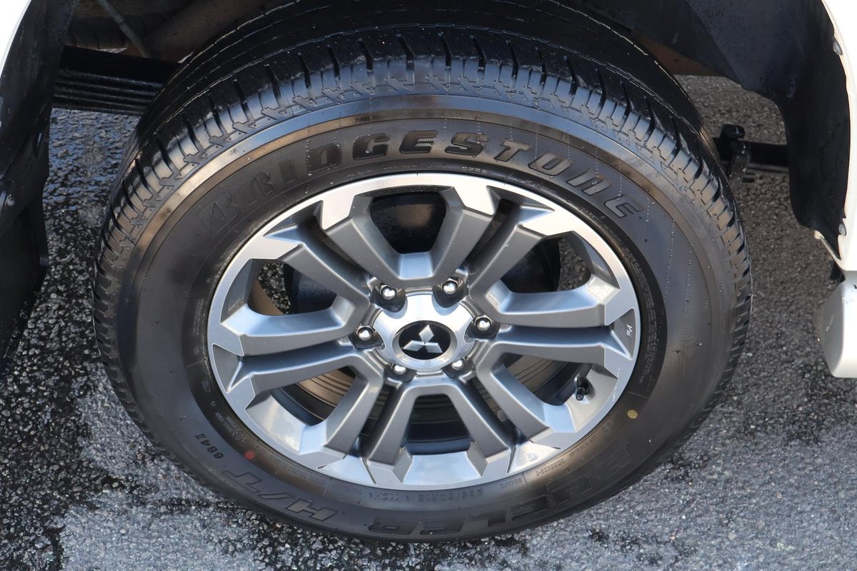 2022 Mitsubishi Triton GLS MR MY22 4X4 Dual Range image 29