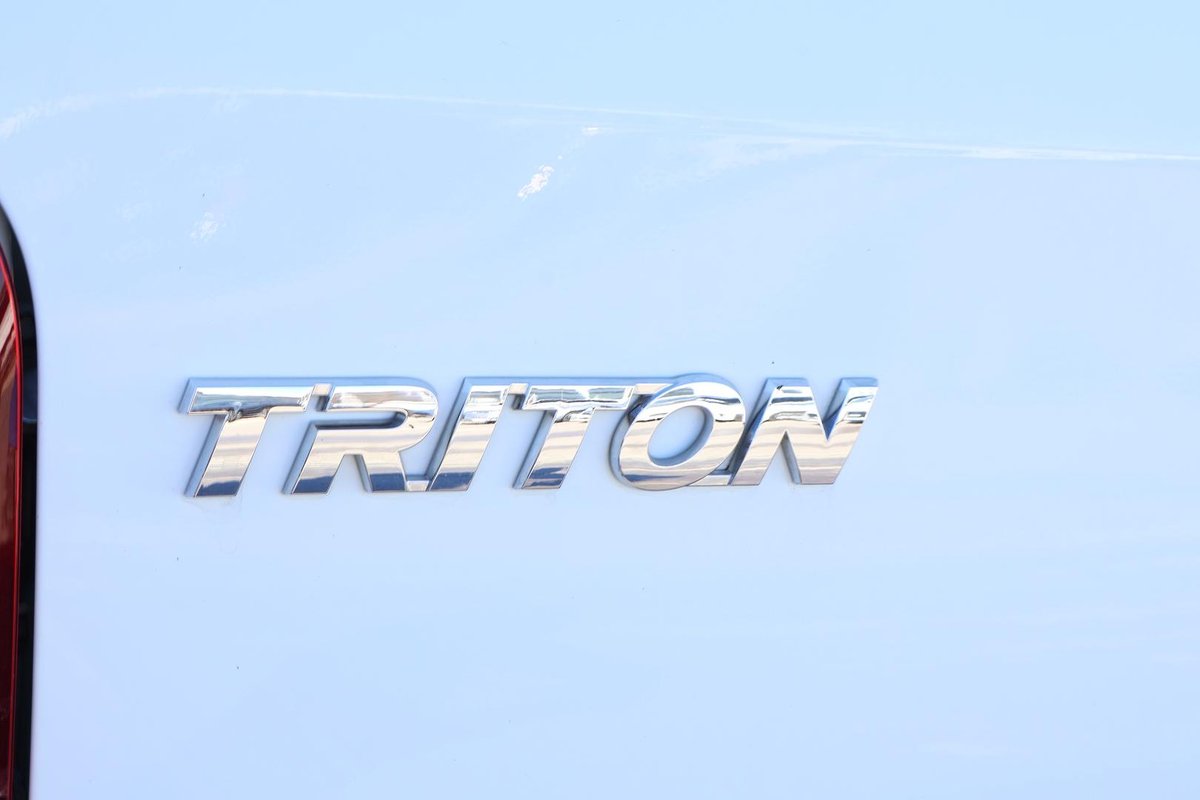 2022 Mitsubishi Triton GLS MR MY22 4X4 Dual Range image 31