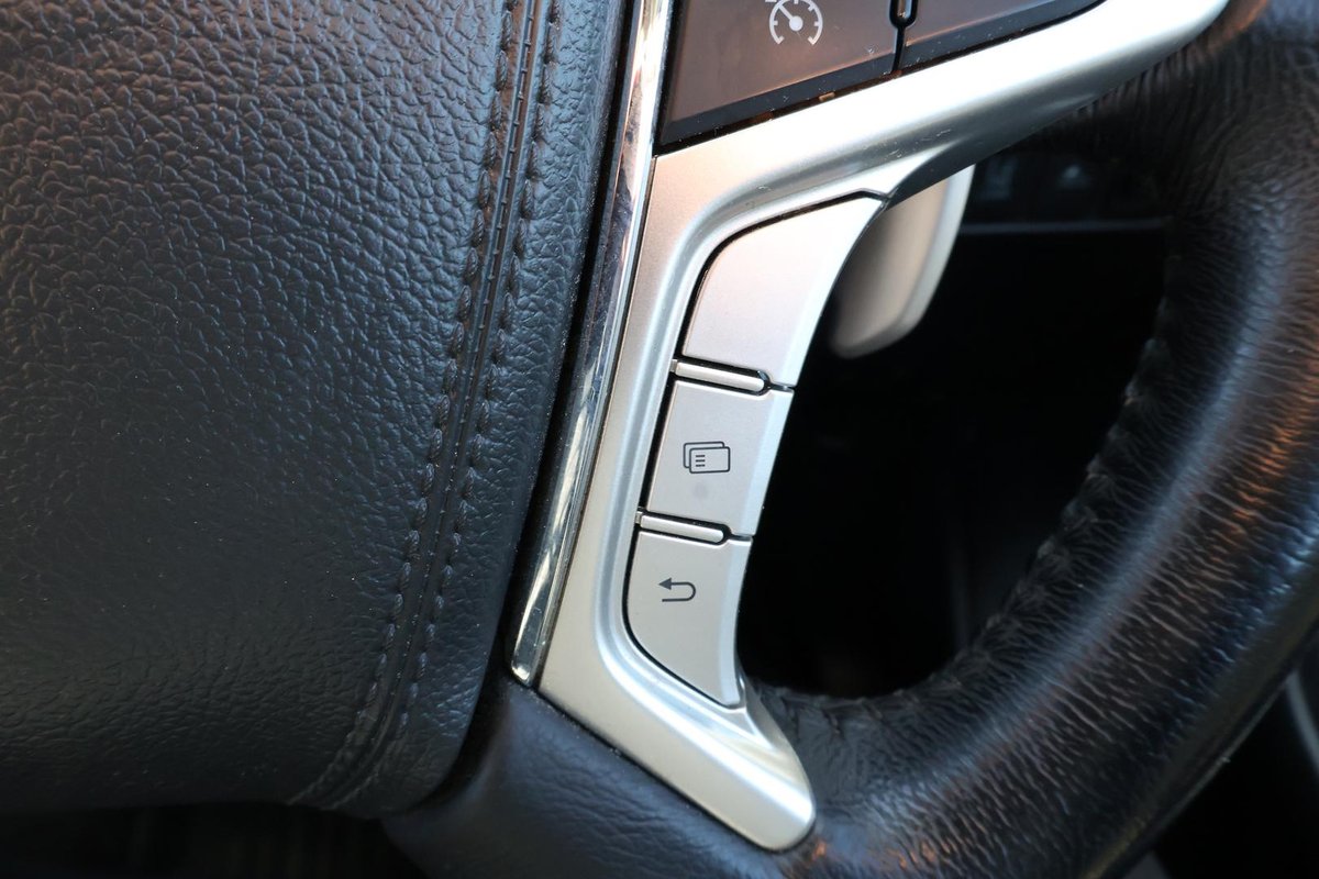 2022 Mitsubishi Triton GLS MR MY22 4X4 Dual Range image 13