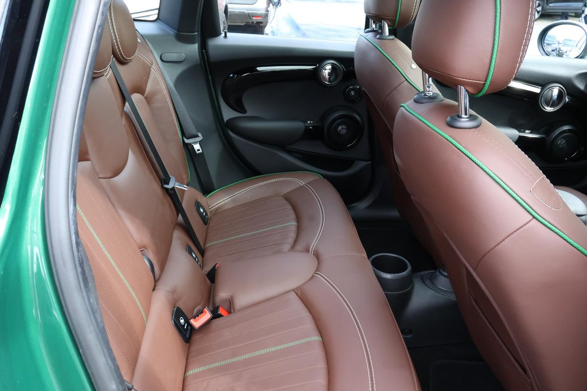 2019 MINI Hatch Cooper S 60 Years Edition F55 LCI image 25