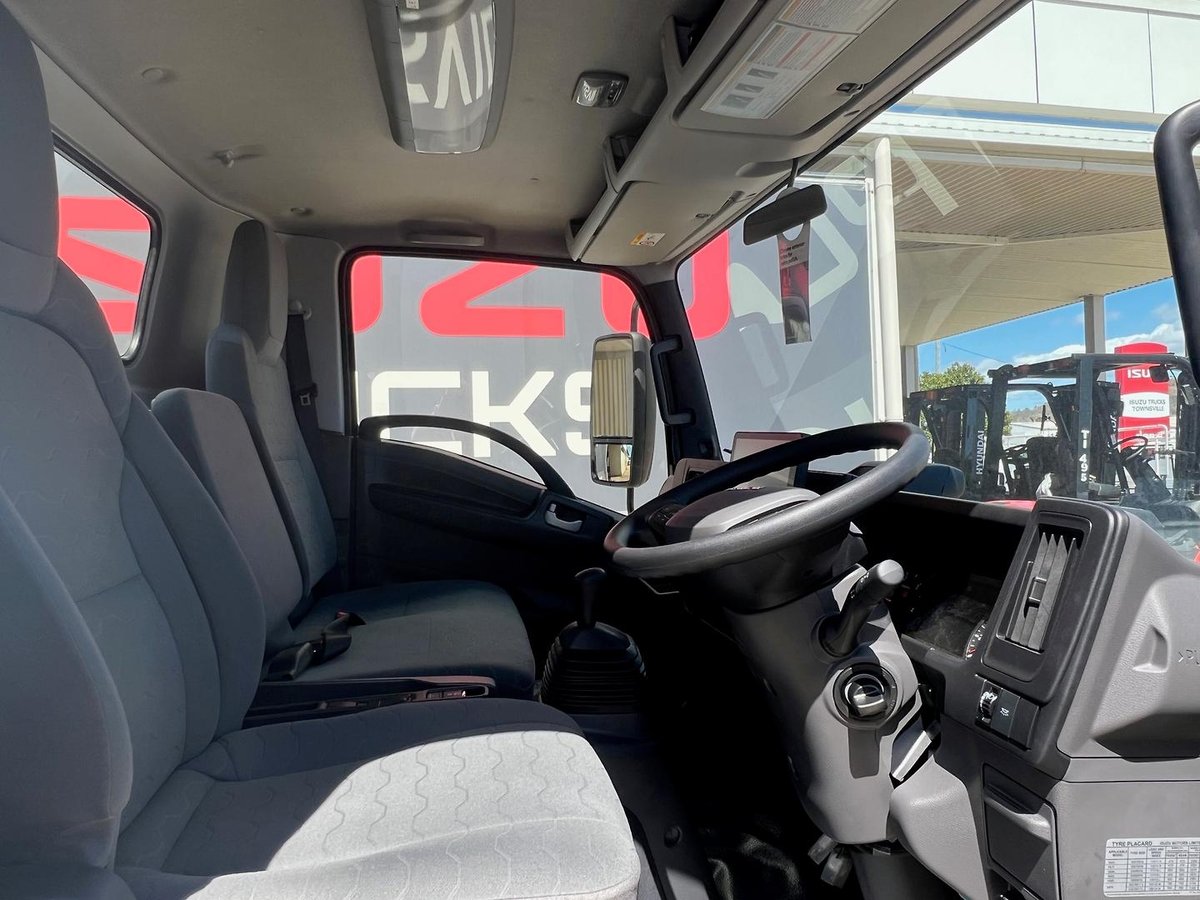 2026 Isuzu N Series image 4