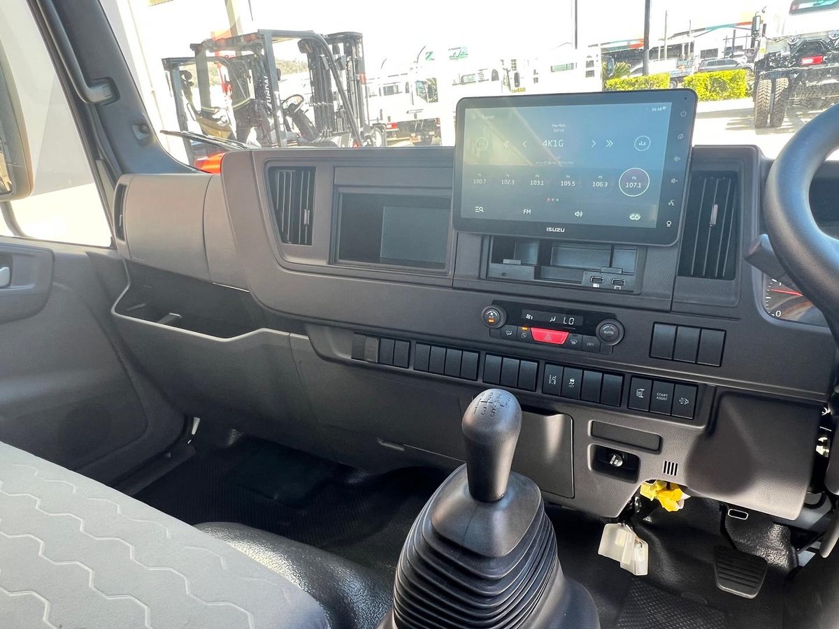 2026 Isuzu N Series image 5