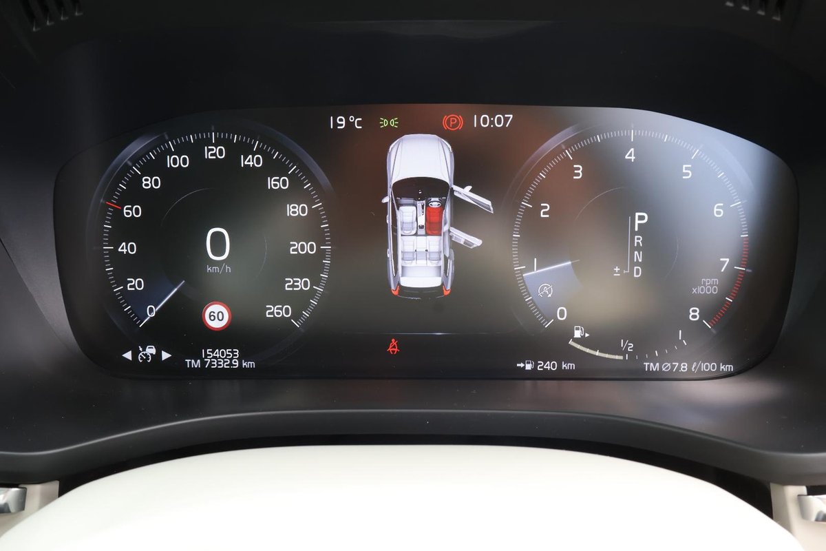 2021 Volvo XC60 T5 Momentum MY21 AWD image 11