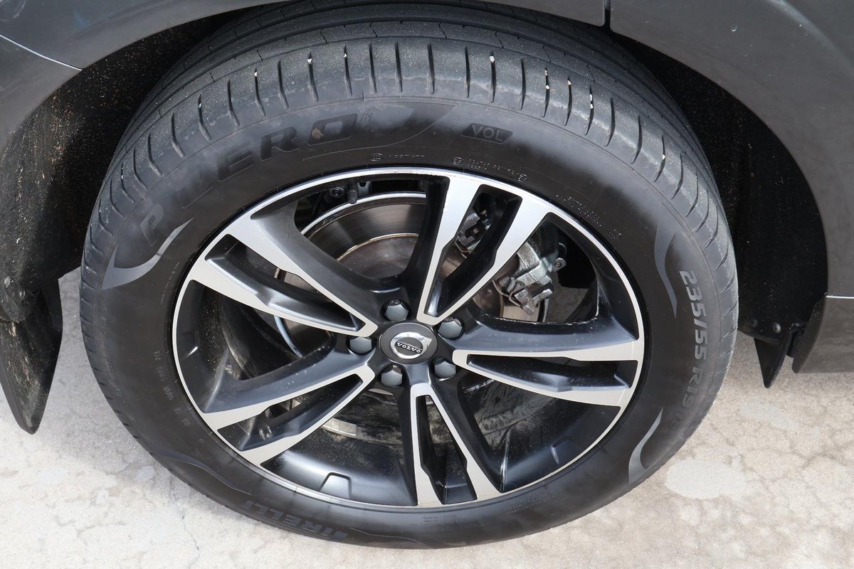 2021 Volvo XC60 T5 Momentum MY21 AWD image 33